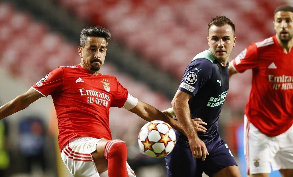 联赛后期继 联赛后期继