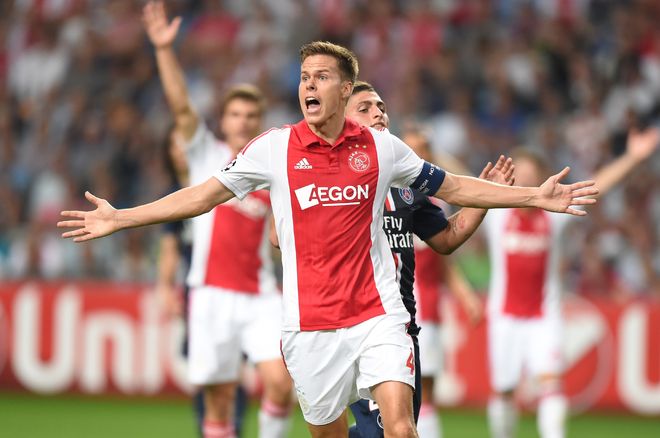 现代足球强 现代足球强