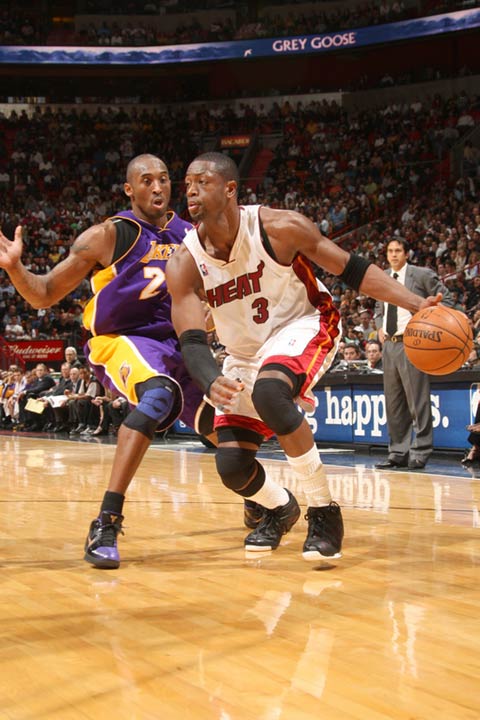 出自己与宠 出自己与宠