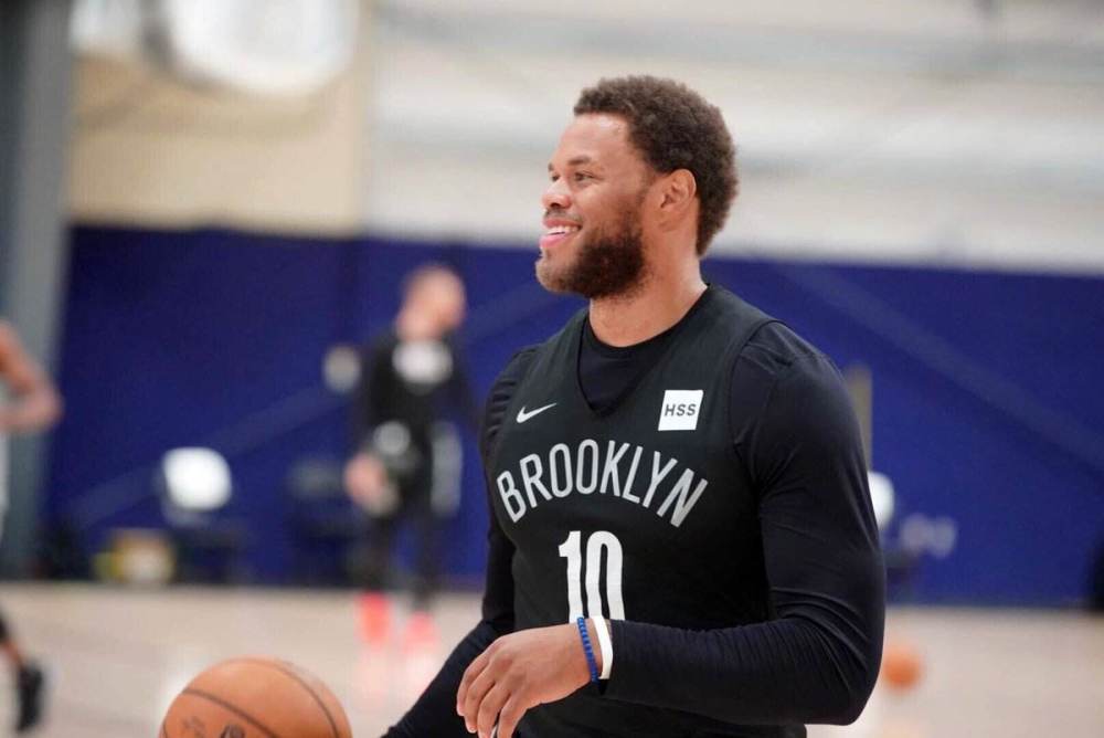 却在攻守转 却在攻守转